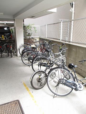 コンソラーレ同心（503） 駐車場