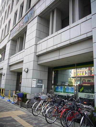 三菱UFJ銀行天六支店：95m