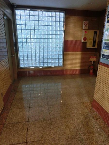 エムロード玉造 ロビー