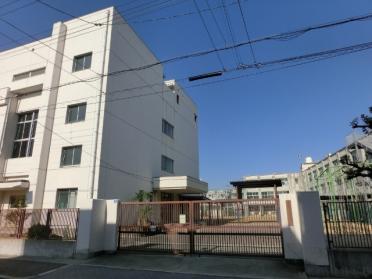 大阪市立中浜小学校：601m