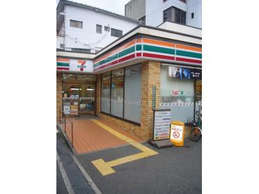 セブンイレブン大阪鶴野東店：7m