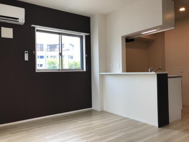 アクシア旭町 リビング