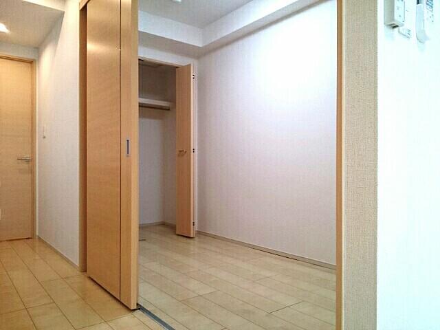 クレイン・レジデンス（401） 室内