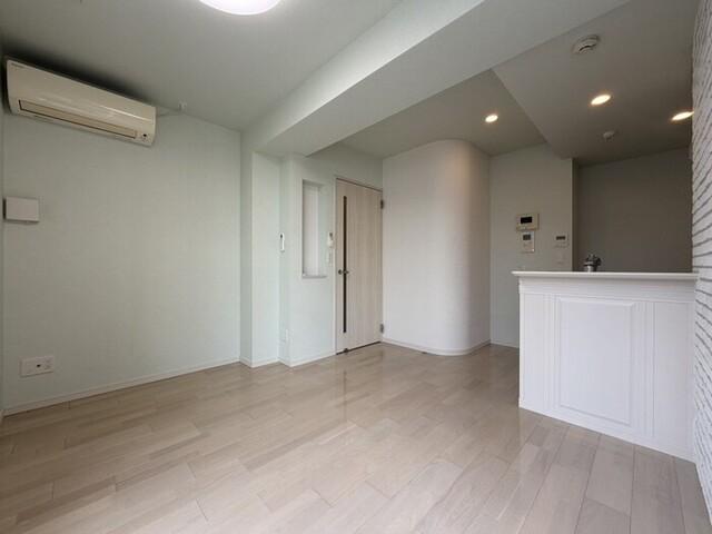 プレミアム菱屋西（703） 室内