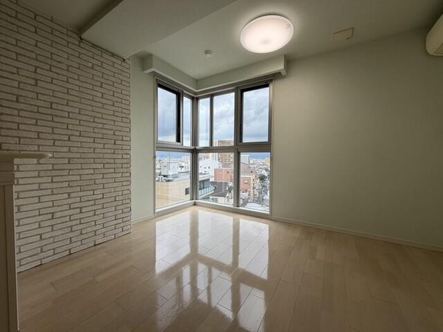 プレミアム菱屋西（703） 室内