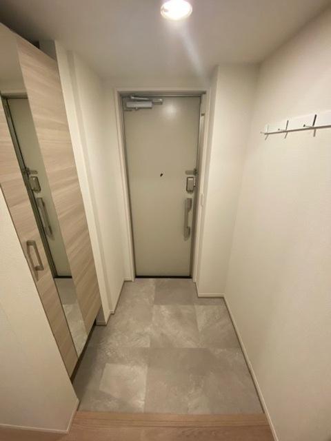 ルシェーナ西田辺（303） 玄関