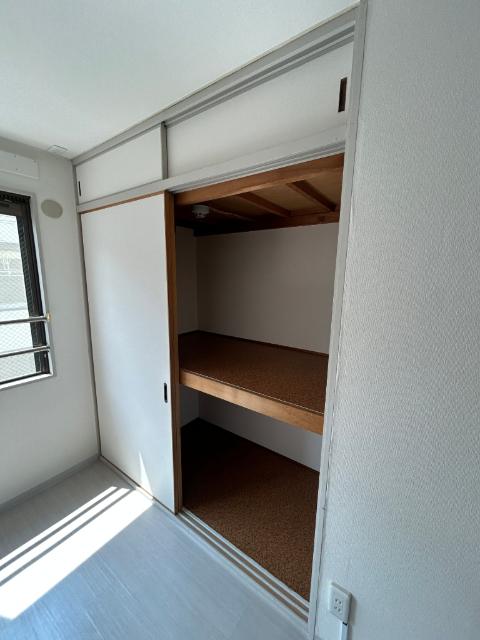 シャンボール今里Ⅱ番館 収納