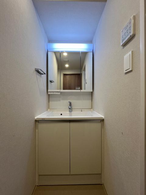 スプランディッド梅田グランノース（902） 洗面