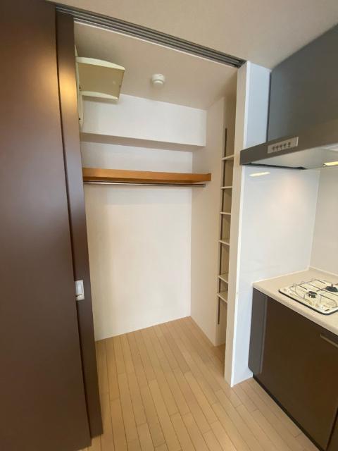 大阪市北区西天満マンション 収納
