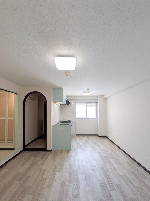 ファーロ（406） 部屋画像