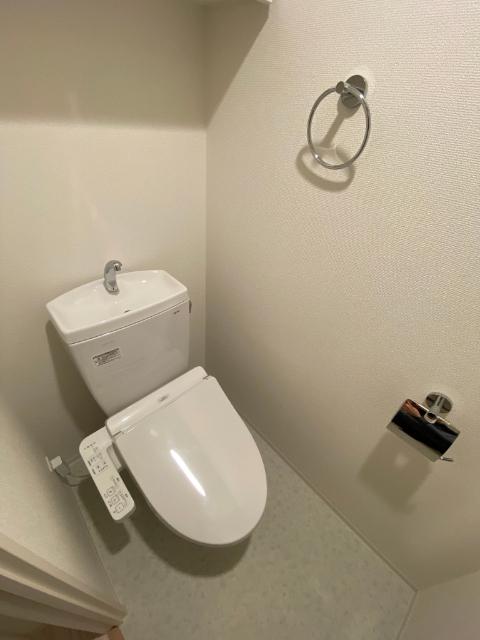 セレニテ本町東リアン トイレ
