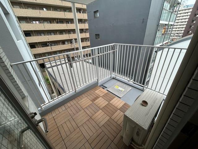 アースブルージュ（503） バルコニー
