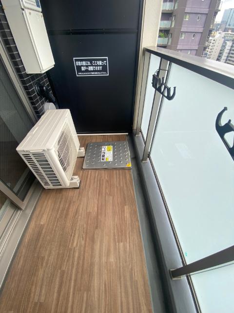 プレサンス南森町ライズ バルコニー