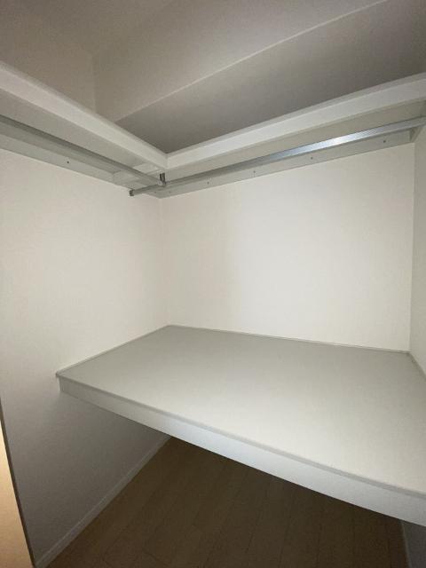 グランルージュ谷町六丁目 収納