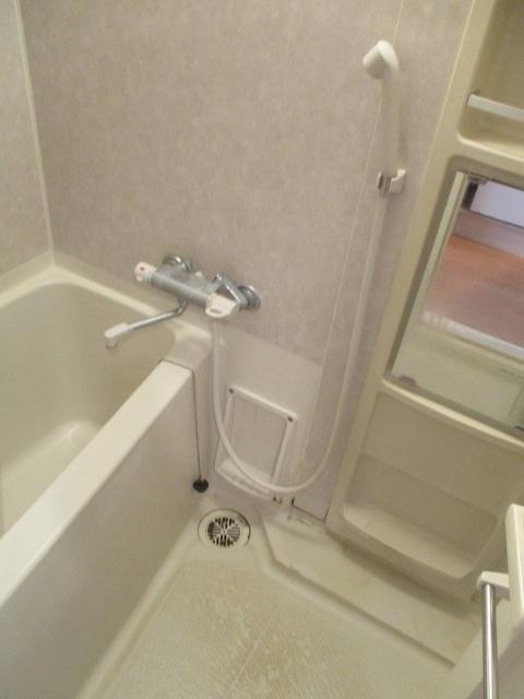 レジュールアッシュ梅田イースト 部屋画像