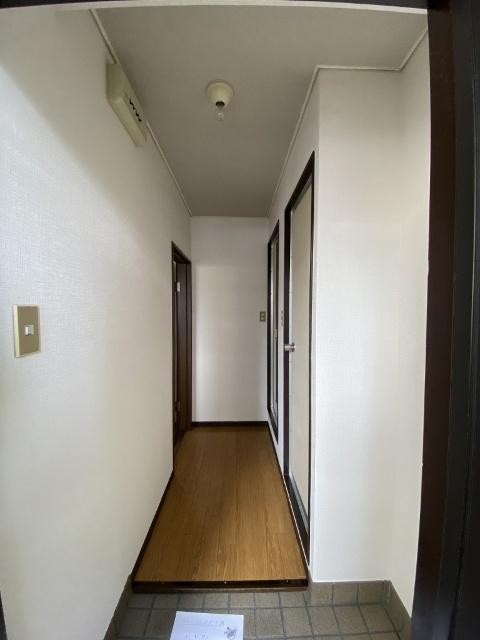 ウエンズ緑橋 玄関