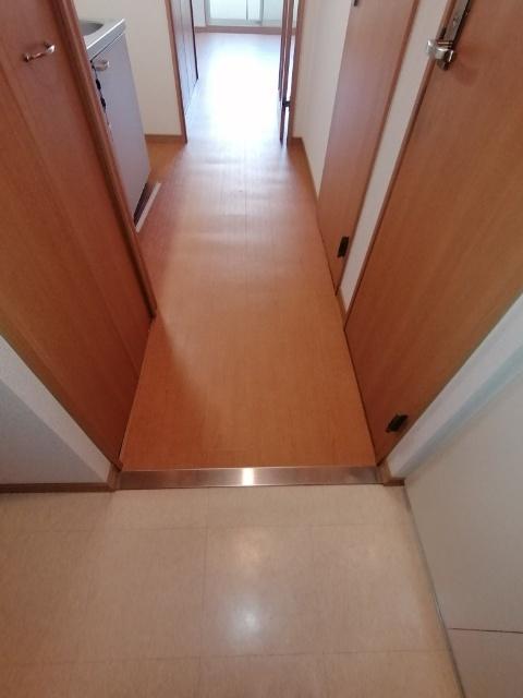 ONE ROOF FLAT TENJINBASHI 玄関