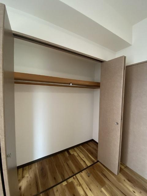 エレガンス川上（503） 収納