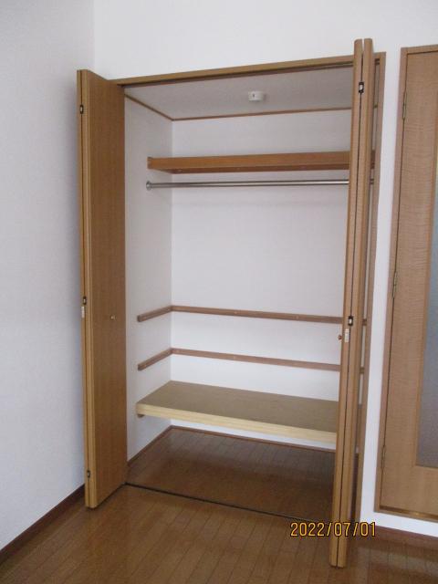 ラフォーレ東天満（802） 収納