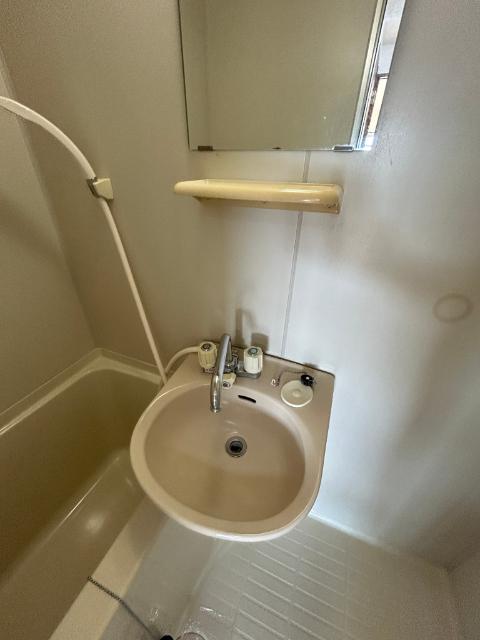 眞柄ビル 部屋画像