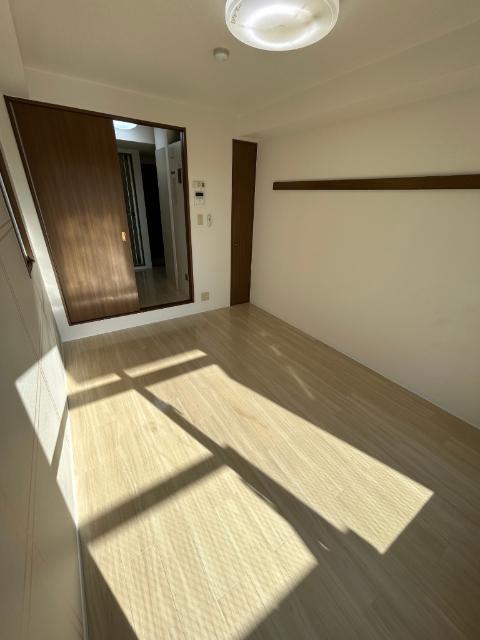 眞柄ビル 部屋画像
