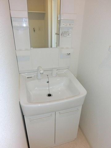 NORTH VILLAGE BIRTH PLACE（401） 洗面