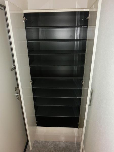 スイートメゾン 玄関