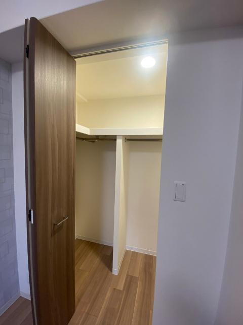 プレサンス梅田東クォーレ（1202） 収納