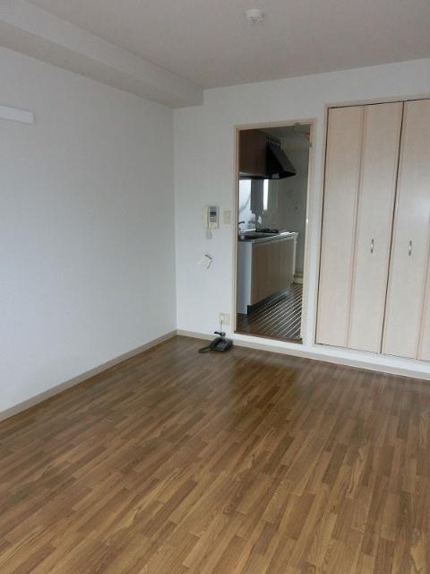 梅田エクセルハイツ 部屋画像
