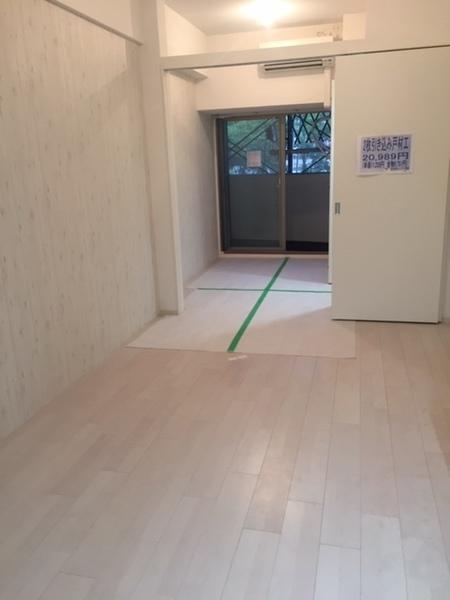 セレニテ梅田ルフレ 室内
