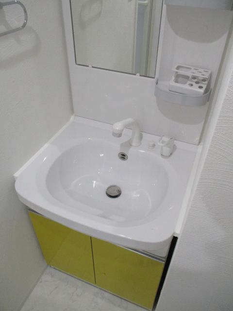 プライマル南森町 洗面