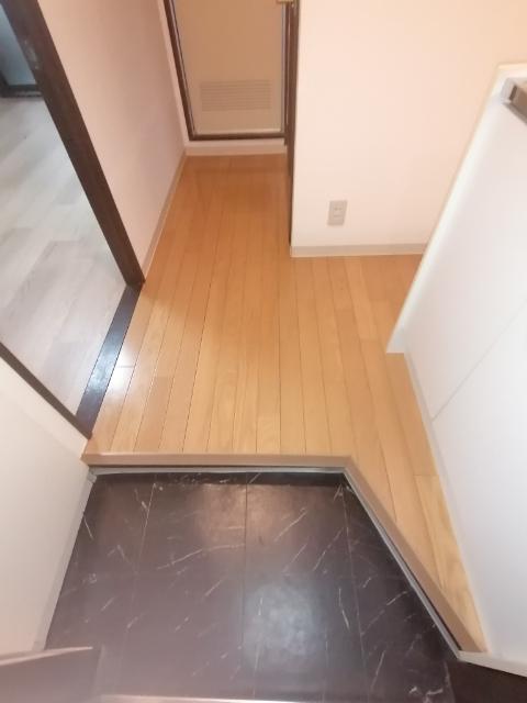 メゾンコウエイ（1101） 玄関