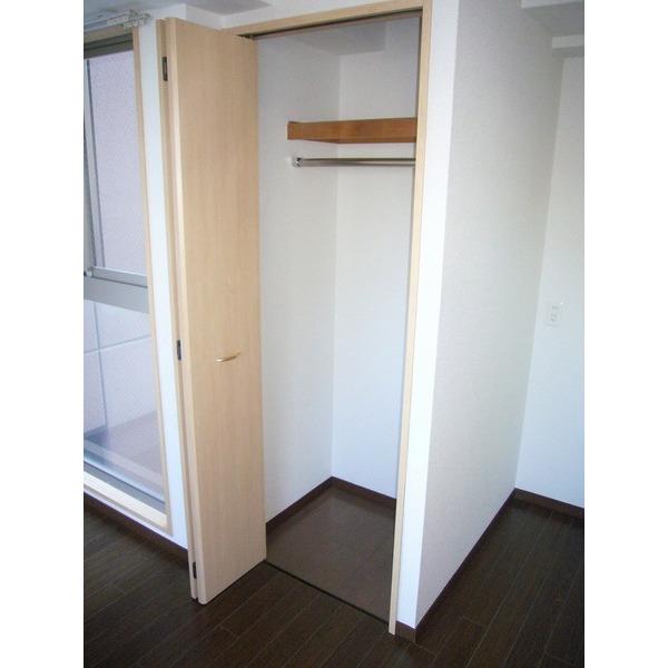 コンフォール南森町（301） 収納