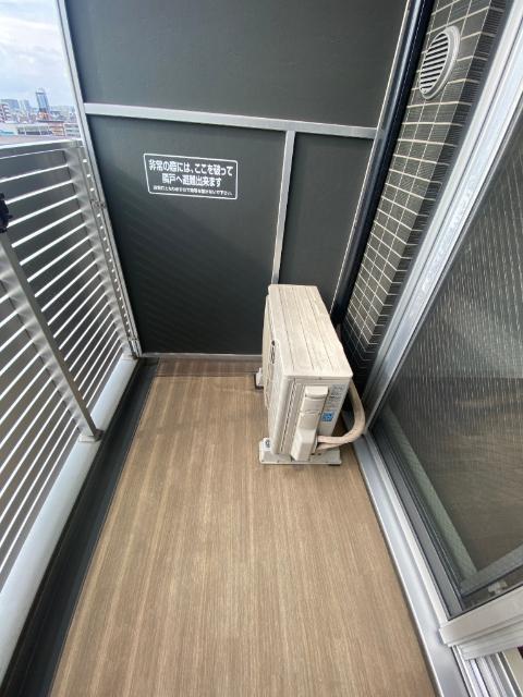 プレサンス天神橋スカイル バルコニー