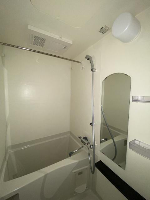 プレサンス谷町九丁目駅前（202） バス／シャワー