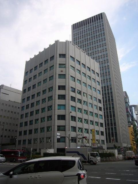 大阪府曽根崎警察署：1394m
