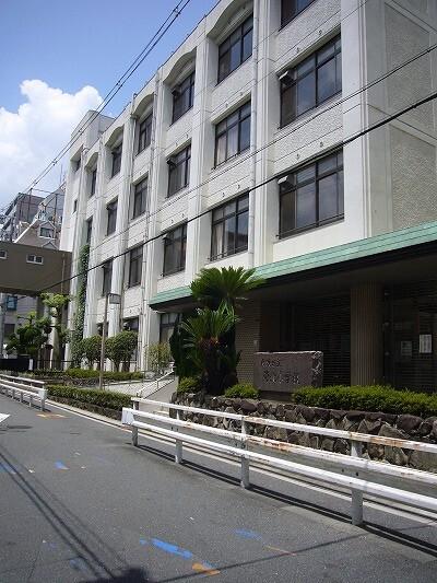 大阪市立菅北小学校：354m