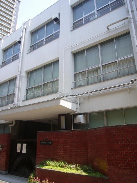 大阪市立豊崎小学校：364m