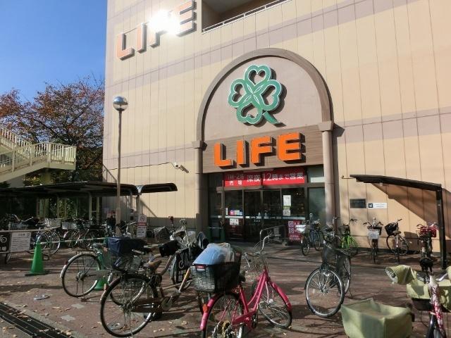 ライフ今里店：159m
