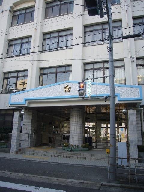 大阪市立豊仁小学校：113m