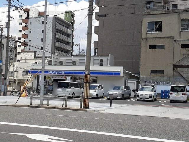 LAWSON桜川二丁目南店：350m