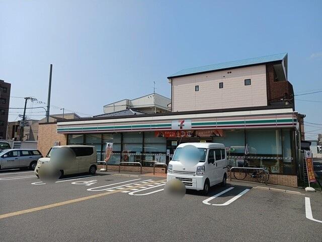 セブンイレブン大阪諏訪３丁目店：140m