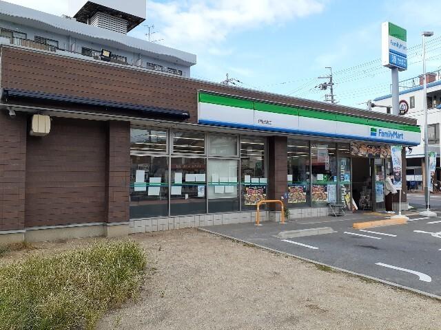 ファミリーマート様：350m