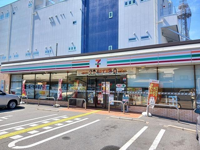 セブンイレブン　東大阪新家東町：520m