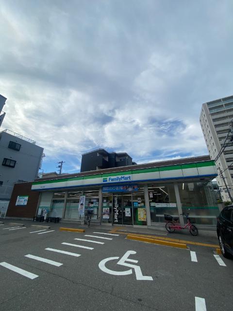 ファミリーマート大宮五丁目店：192m