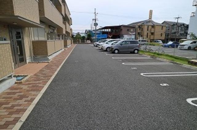ビュー大久保（101） 駐車場