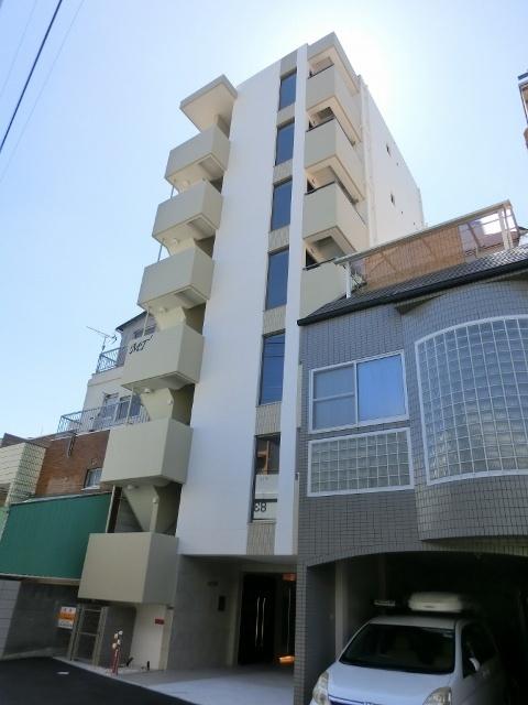 玉造駅より徒歩5分 築4年1ヶ月 11階建の賃貸物件