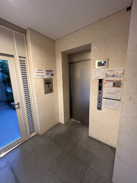 アリヴィオ夕陽ヶ丘 ロビー