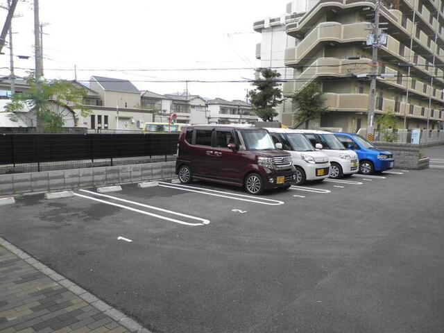 ノールヴィラージュ　アン（202） 駐車場