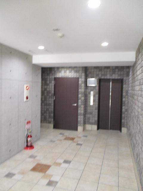 ラ・フォーレ松ヶ枝町Ⅲ エントランス